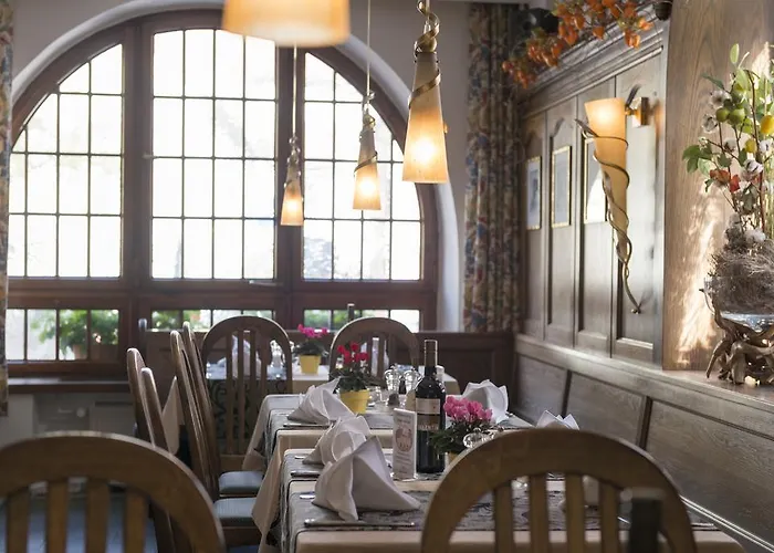 Zum Storch Hotel Schlüsselfeld